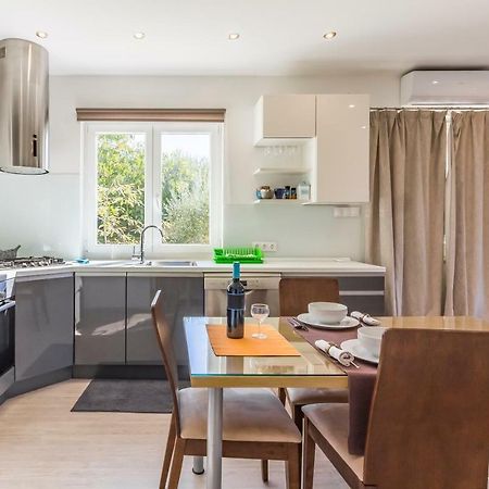 Apartman Bellavista プーラ エクステリア 写真